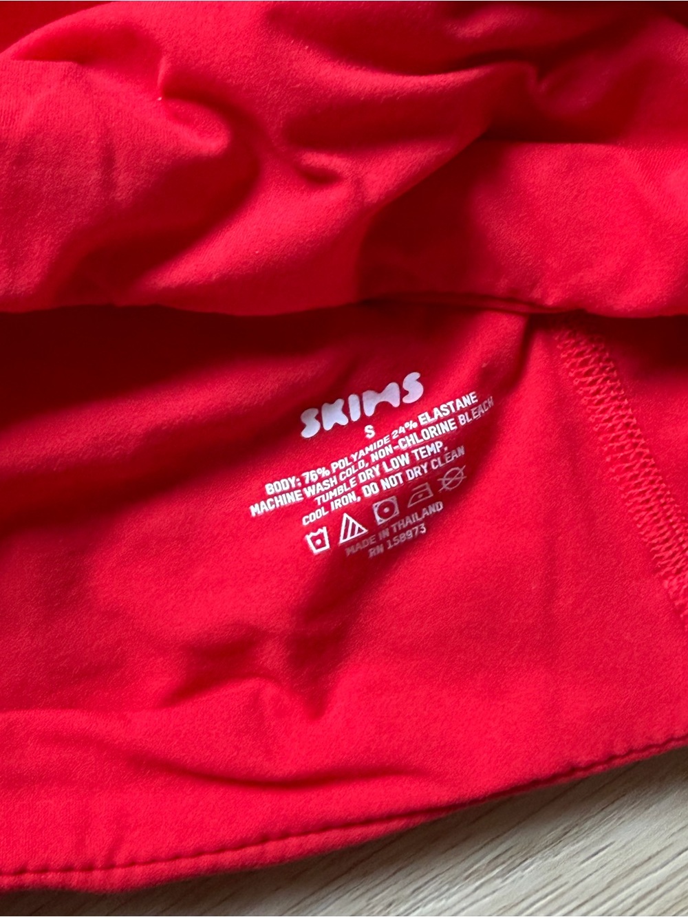 SKIMS Red High-Neck Crop Tank - Picture 3 of 3